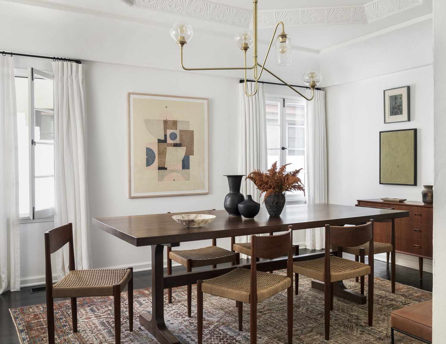 10 Strategies to Enhance Your Dwelling Lighting on a Value vary